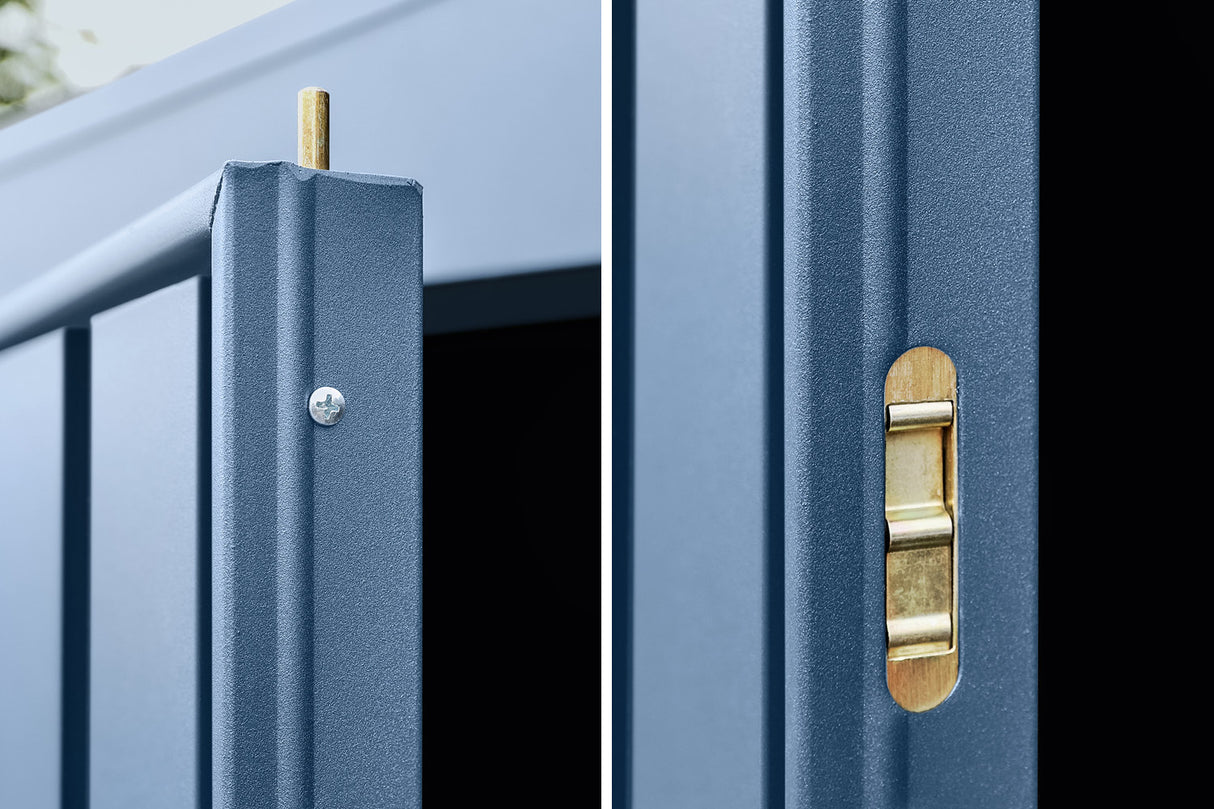 Hörmann Gerätehaus Modell Berry taubenblau Detail Tür