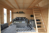 Casa Lignea Gartenhaus Modell Olymp Innenansicht Erdgeschoss mit Treppe
