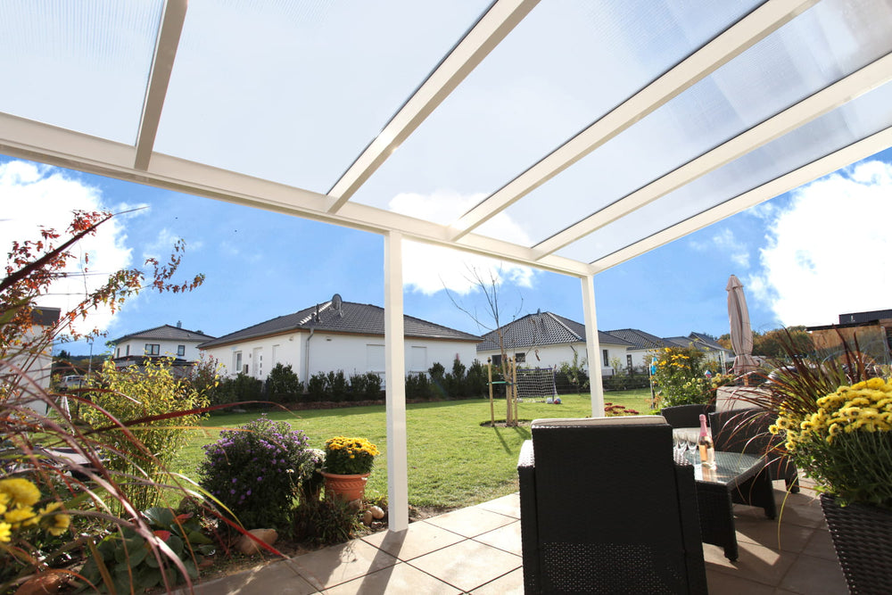 Skan Holz Terrassenüberdachung Garda 648 cm Detail Ansicht Weiß